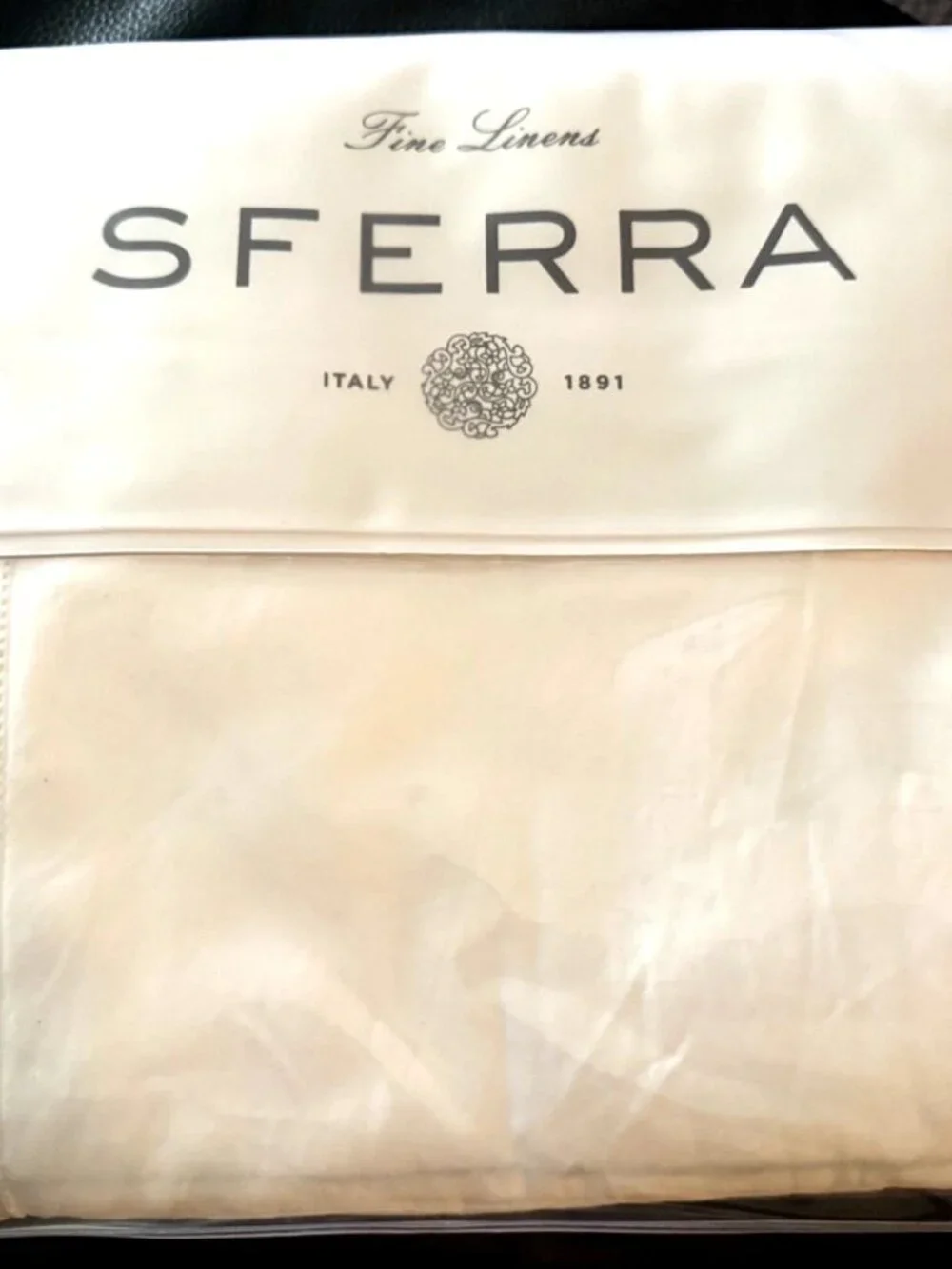 SFERRA Fiona King Flat Sheet White Long Staple Cotton Sateen 114x114 Italy